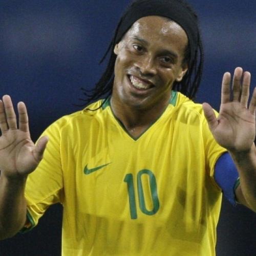 Ronaldinho Gaúcho faz sua lista dos melhores que viu jogar na Liga dos