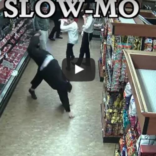 Câmera de segurança regista funcionários de um supermercado dançando n