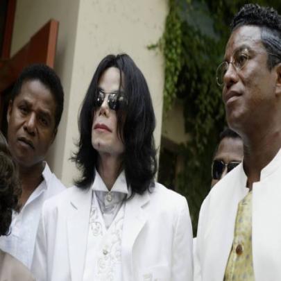  Veja possíveis mudanças que Michael Jackson pode ter feito no rosto!