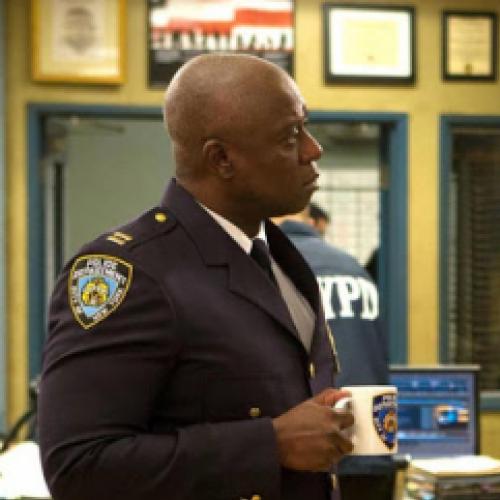 Brooklyn Nine-Nine tem de mudar episódios após protestos