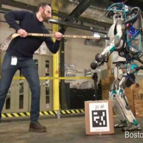 Robô do Google consegue se levantar sozinho após cair
