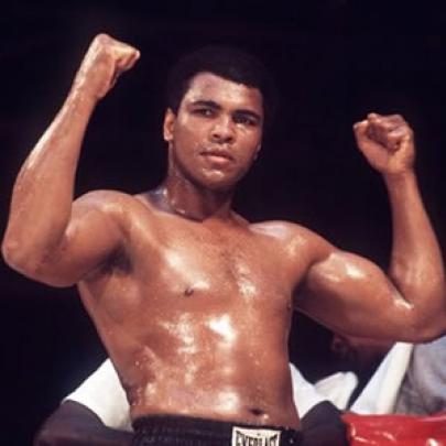 Muhammad Ali desvia 21 socos em apenas 10 segundos