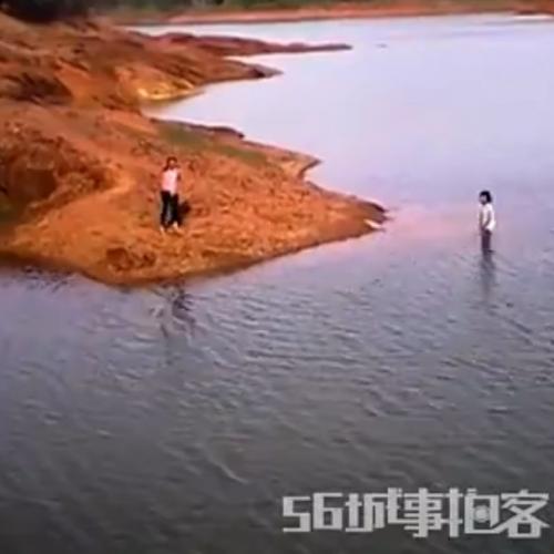 Garoto filma primas morrendo afogadas acidentalmente 