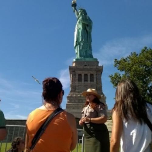 Guias de turismo terão restrições na Estátua da Liberdade
