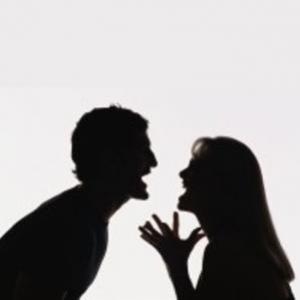 Prática da violência psicológica é comum entre adolescentes namorados