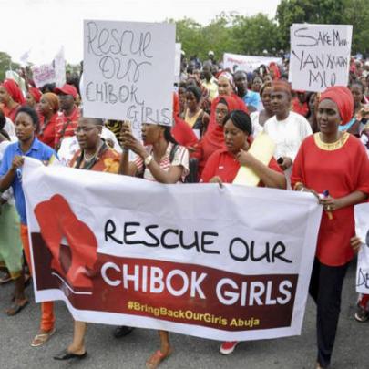 Mais de 200 garotas sequestradas na Nigéria teriam sido vendidas e for