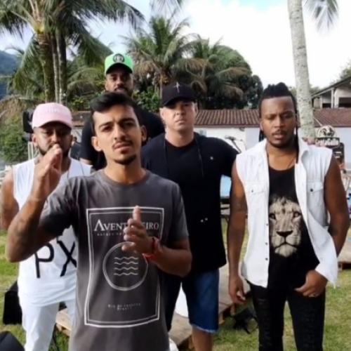 Fuzis e tiroteio interrompe live do grupo Aglomerou