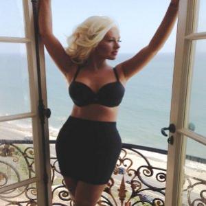 Christina Aguilera emagreceu ainda mais e arrasou no Billboard 2013.