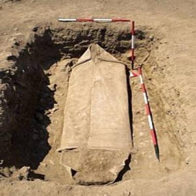 Sarcófago de chumbo descoberto na antiga metrópole na Itália