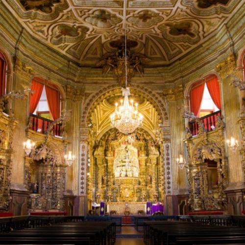 Surpreenda-se com a igreja mais luxuosa do Brasil, em Ouro Preto