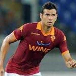 Игроку "Ромы" удалят доброкачественную опухоль мозга Игроку "Ромы" удалят доброкачественную опухоль мозга