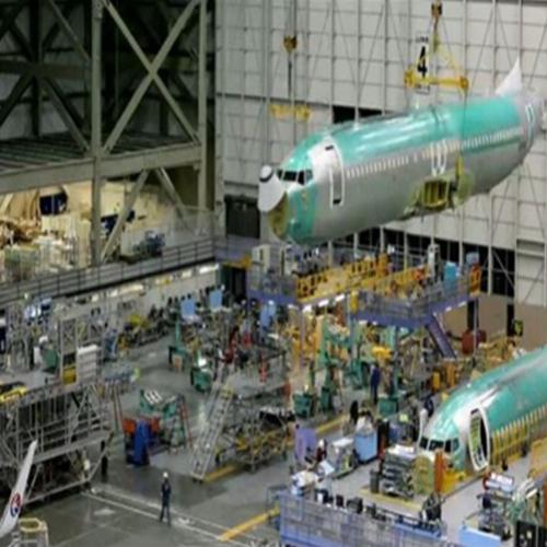 Montagem de um Boeing 737 em apenas 1 minuto e 28 segundos .
