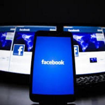 Homem morre eletrocutado enquanto postava fotos no Facebook