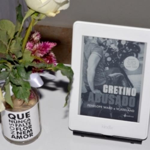 Resenha literária: Cretino Abusado