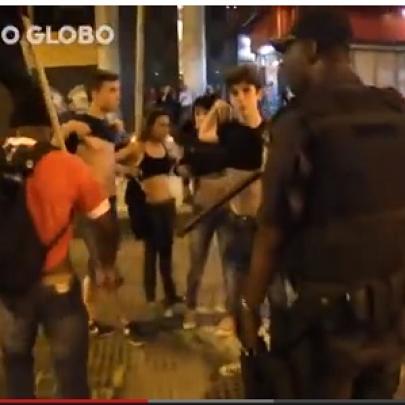  Policial forja flagrante durante protesto no Centro do Rio