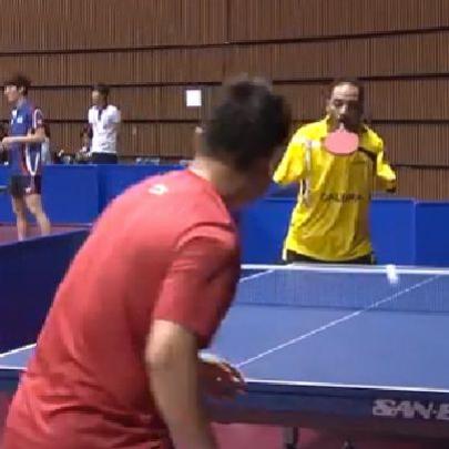 Ibrahim Hamato, amputado bilateral e jogador de ping pong