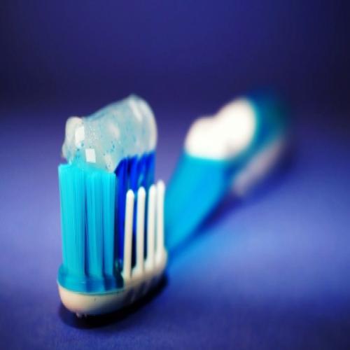16 usos surpreendentes usos para pasta de dentes