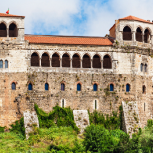 Um passeio virtual pelo Castelo de Leiria, em Portugal