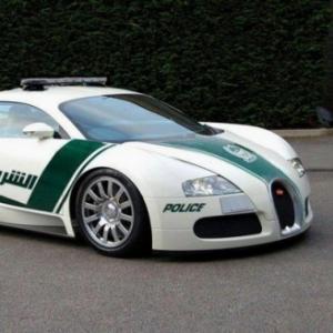 Bugatti Veyron se junta a superfrota da Polícia de Dubai