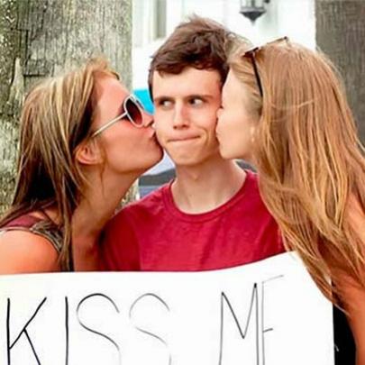 Como conseguir beijos de várias garotas
