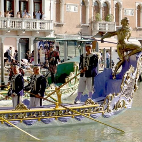 Saiba tudo sobre a Regata Storica, um evento inesquecível em Veneza