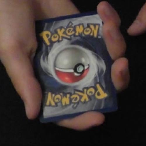 Fazendo mágica com cards de Pokémon