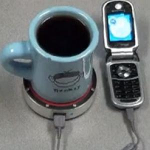 Sua caneca de chopp ou café quente pode recarregar a bateria do seu ce