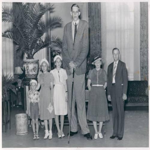 O homem mais alto da história