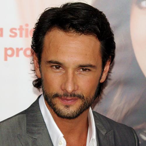 Rodrigo Santoro e super elenco no drama e romance 