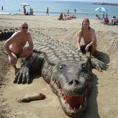 20 esculturas incríveis em areia de praia!