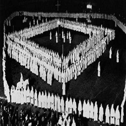 Ku Klux Klan: Cavaleiros das trevas