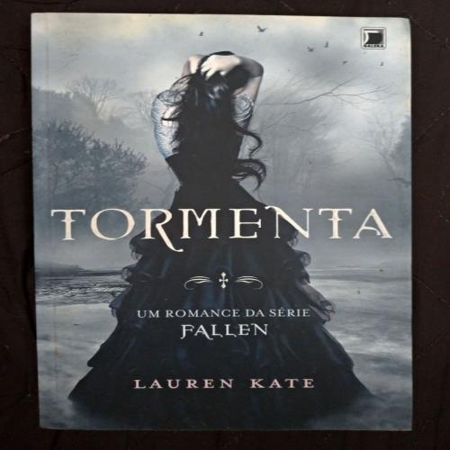 Crítica ao livro 'Tormenta' de Lauren Kate!