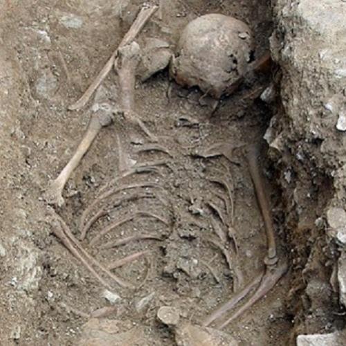 Descoberto esqueleto de possível bruxa