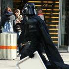 Darth Vader brasileiro vai ao shopping