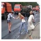 Como (tentar) atravessar uma rua na Rússia
