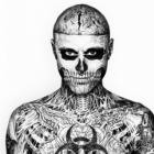Zombie Boy aparece sem tatuagens em comercial de cosméticos 