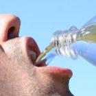 Mito ou Verdade: Precisamos beber 2 litros de água por dia?