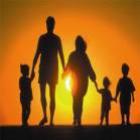 Ética Social e Familiar - A Familia lugar de Humanização