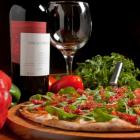 Uma combinação perfeita Vinho e Pizza 