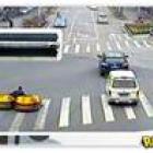 Flagra: Chinês dirige carros de bate-bate nas ruas