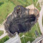 Buracos enormes aparecem do nada em cidade da Rússia 