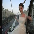 Noiva bate recorde com cauda de vestido de 2.750 metros 