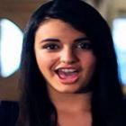 Rebecca Black ataca novamente