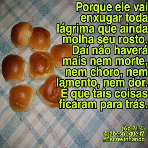 Tem pão no céu?