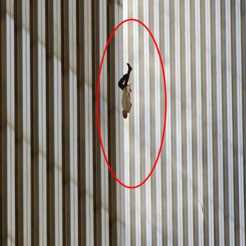  O que esconde a foto mais censurada do 11 de setembro?