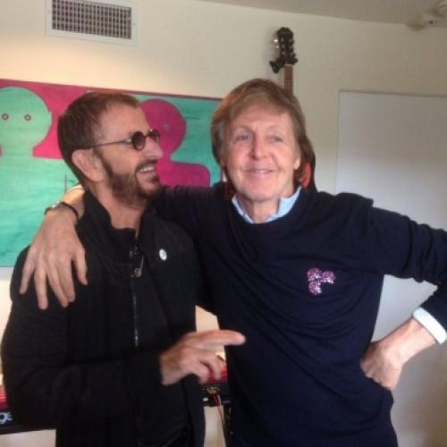 Ringo Starr anuncia álbum com participação de Paul McCartney