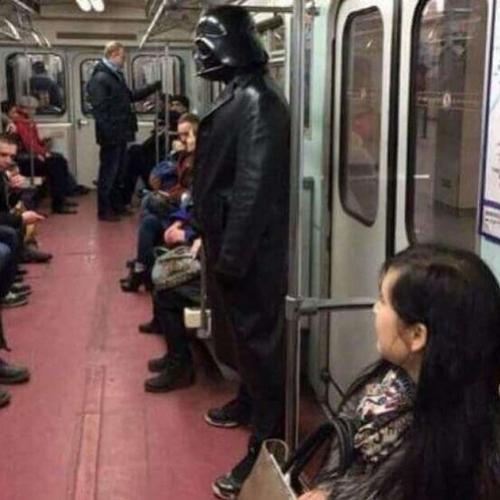 20 situações engraçadas além do normal já vistas em metrô