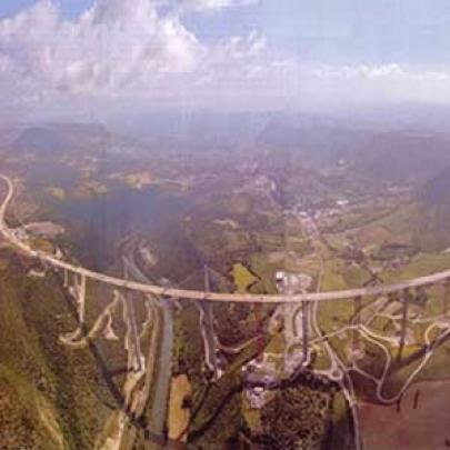 Conheça a ponte mais alta do mundo