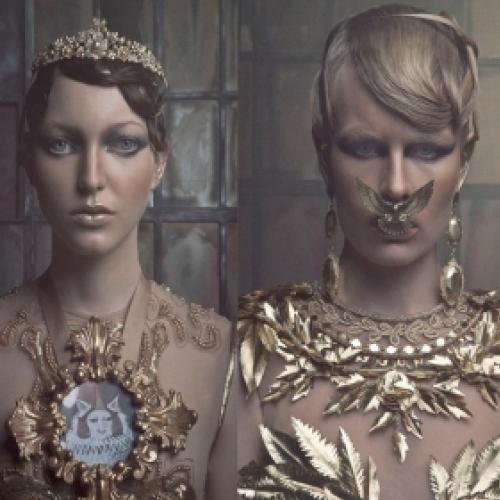 Editorial de moda luxuoso com as “Rainhas Douradas” da Amato Couture