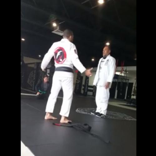 Aluno é expulso de academia ao mentir ser Faixa-Preta de Jiu-Jitsu.